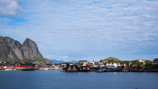 11-8-lofoten-pano8732BD1A-5012-40D5-B0F4-3C502F25C588.jpg